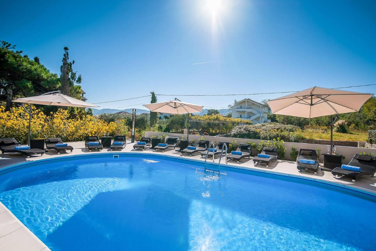San Mar Lopar Apartment Bagian luar foto